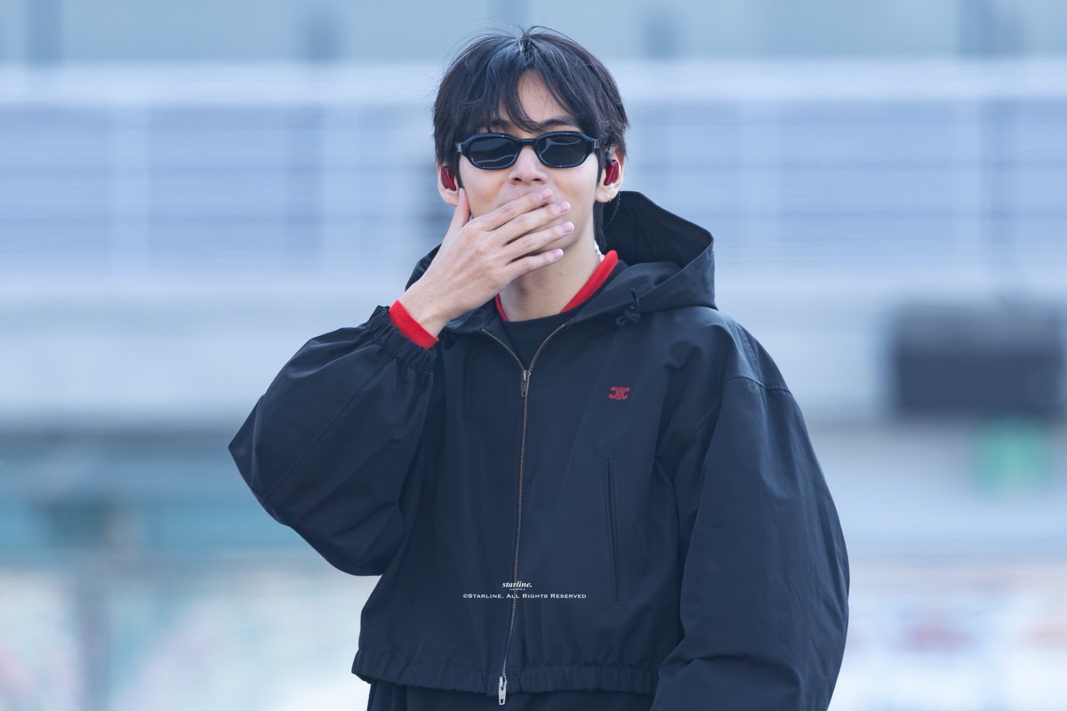 starline. tweet media