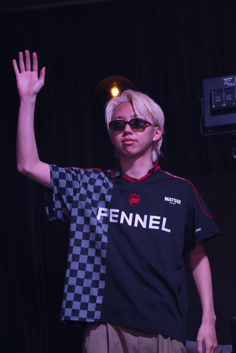 bigbaldhead4520's tweet image. GG！
ギリギリの戦い勝ちきれたのほんとに良かった
今日は最後尾でくっそ本気で応援出来たしみんなとグータッチも全力で最高だった！
GON目の前だったのもあってスタッフとかも本気で応援してたのが伝染してたー
明日も全力応援してこか
 #FLWIN  #FL86  #ピストルゥ〜〜〜