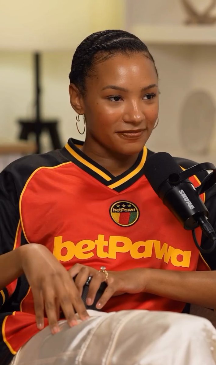 InsightbyTee tweet media