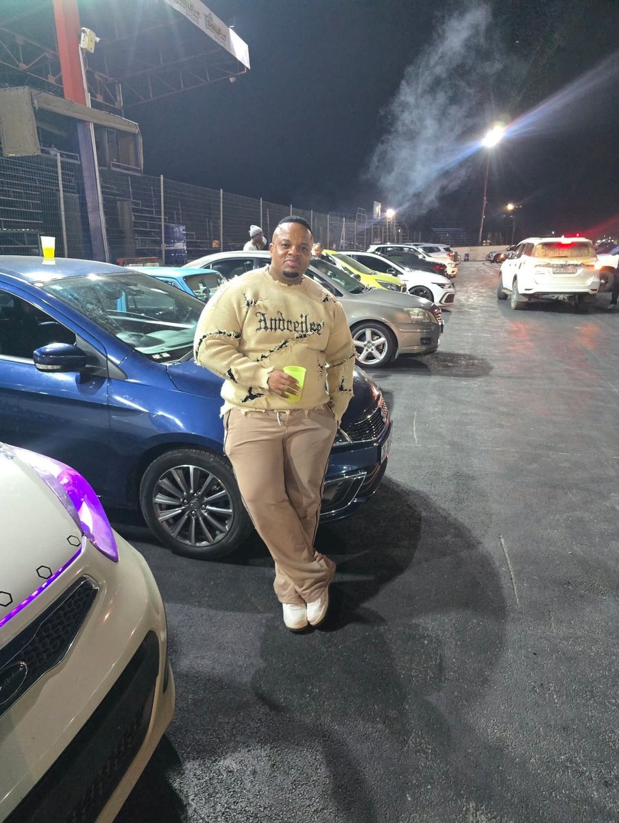 fisiwet's tweet image. Nayi enye inkinga bandla yoooo 
Wed &amp;amp; Thurs ngi stress wu Mseleku
Friday it's Collen 😭
#TheRealCityMakoti