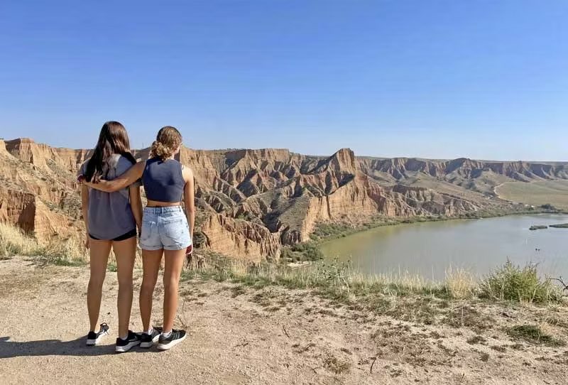 Etheria Magazine tweet media