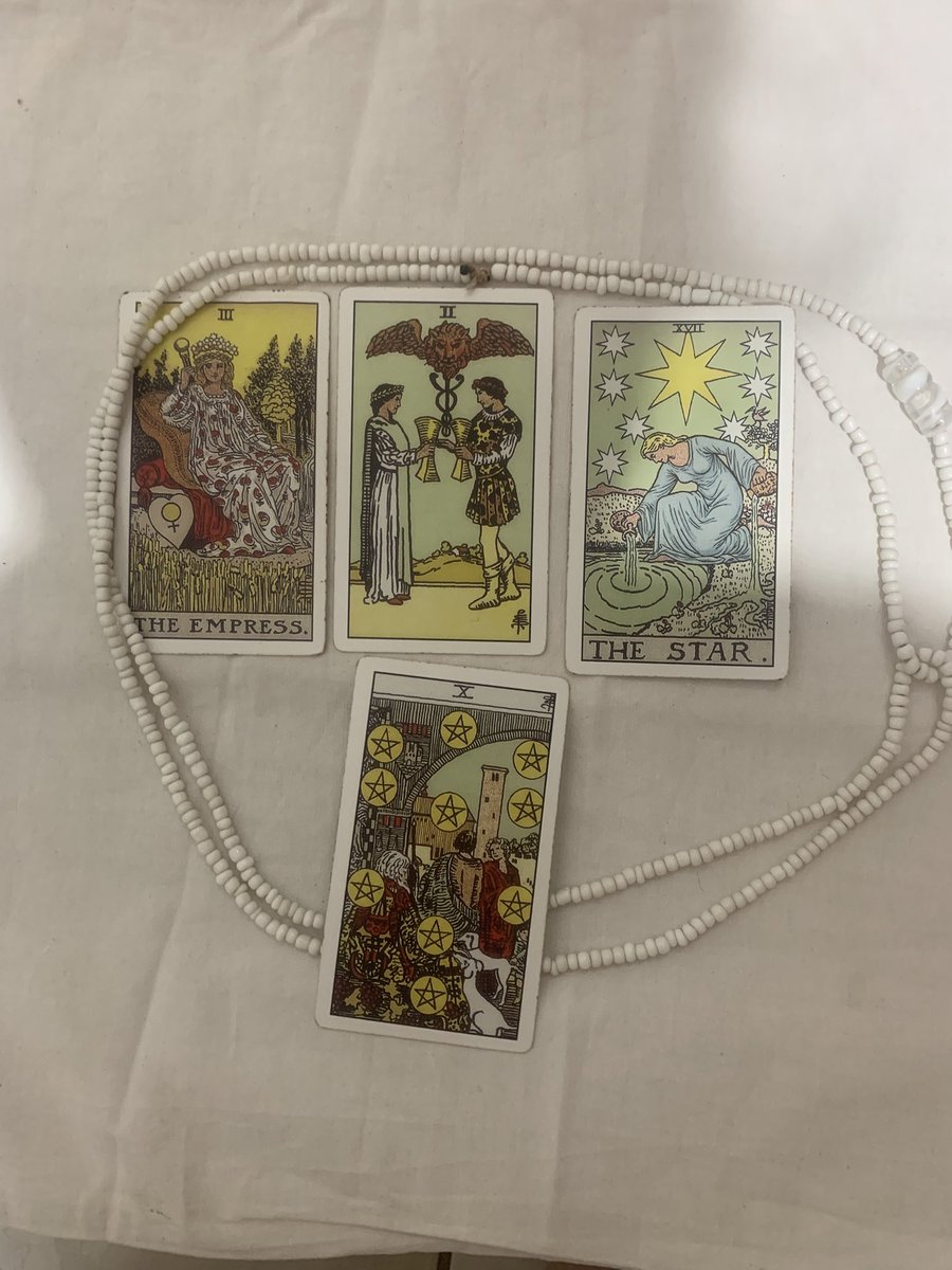 sora cartomante ࣪𖤐 tweet media