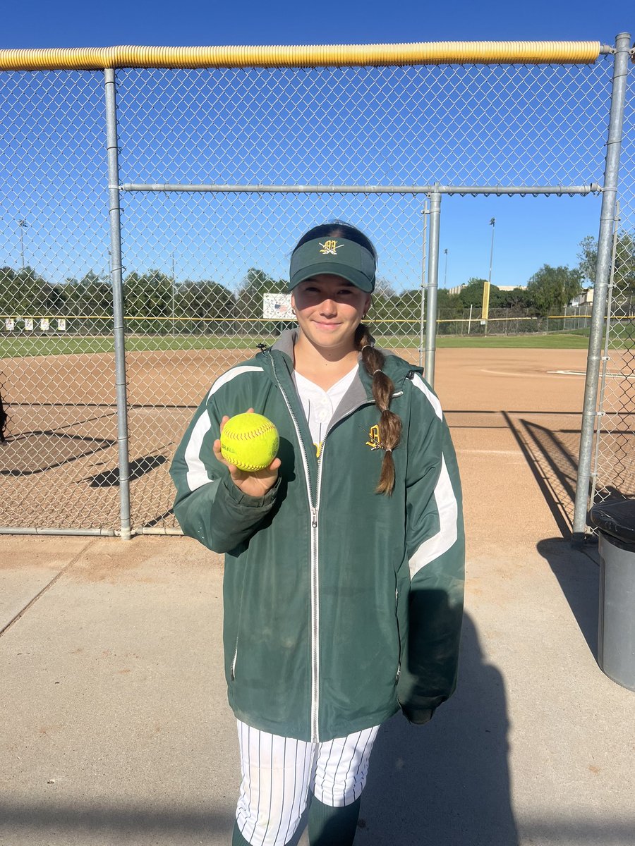 MHS Softball tweet media