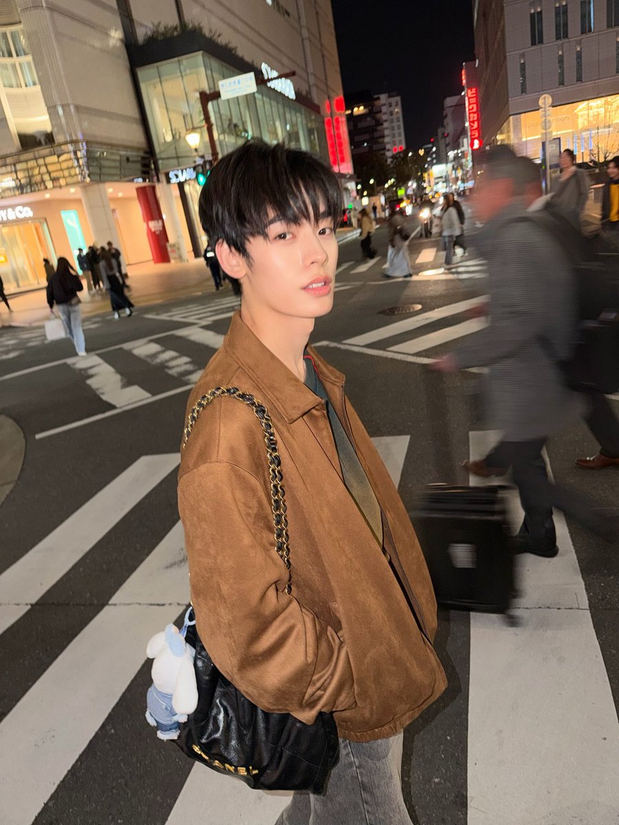 porsuppakarn tweet media