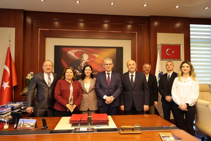 Parantez Dergisi 🇹🇷 tweet media