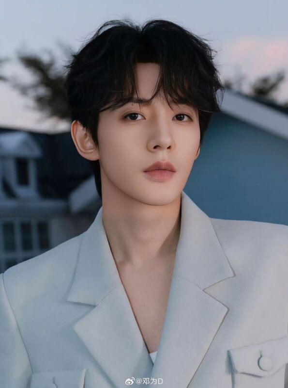 dengweii's tweet photo. Deng Wei is the most green flag actor that i know
so you guys dont hesitate to stan him 🤗

#DengWei #邓为 https://t.co/WSr4QMJW6Q