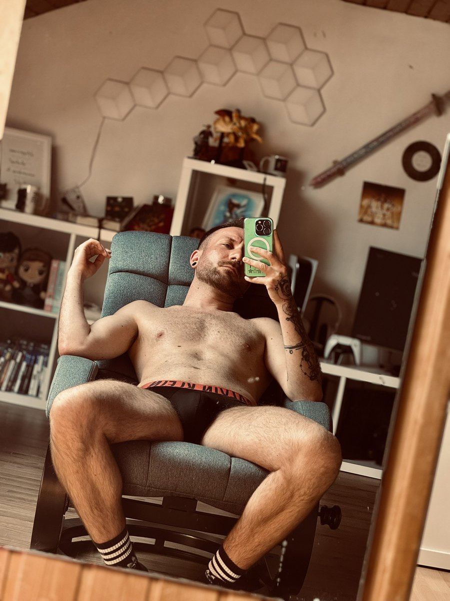 Aleko.Dingens ❄️🌨️ tweet media