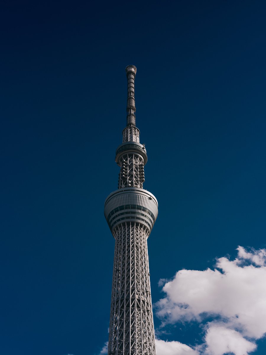 supersub_aka's tweet photo. TOKYO "BLUE" SKY https://t.co/SjAkqGulRK