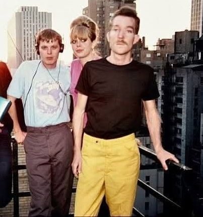 paulmcfreaky's tweet image. he owns 1 pair of pants
