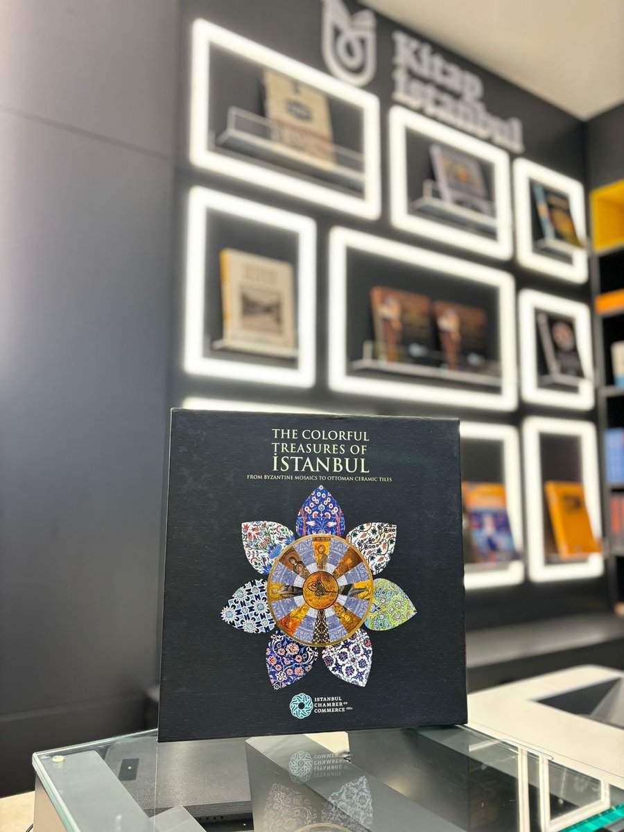 itokitapist's tweet photo. İstanbul’un kültürel mirasını renklerin büyüsüyle keşfedin.
Sanat ve tarihin izleri, Kitap İstanbul’da sizlerle buluşuyor. ✨📚

#kitapistanbul #kitapist #kitap #istanbul #ito https://t.co/LMKYzafoyv