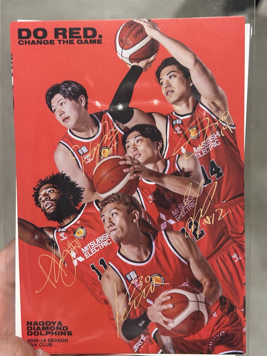 ばたこ tweet media