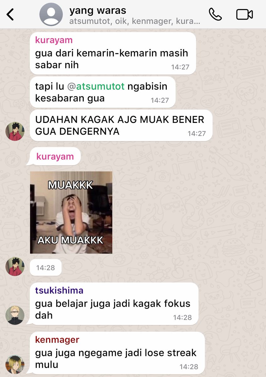 inkeisper's tweet photo. #Haikyuu few tweets au 
CW // HARSHWORD

suatu hari di kos an anak-anak haikyuu https://t.co/1VvYeWoe2D