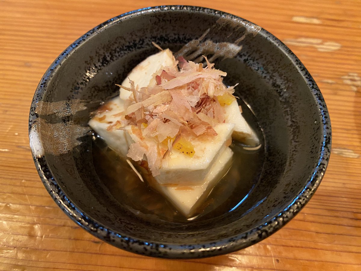 【43 秋田県産 野菜のタンメン  麺堂にしき@新宿歌舞伎町】
メインのタンメンにも秋田産の食材が入り、ひと味違うタンメン。つくね芋の出汁醤油漬け、アスパラと桜えのきと舞茸はエチュベして、山菜の甘草とさしぼと合わせたもの、タラの芽、コゴミ、笹竹は炊き込みご飯。秋田の山菜や野菜を堪能する。