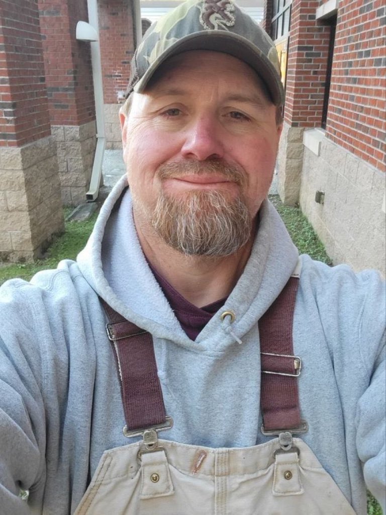 paulker77_'s tweet photo. I'm 69, Do you love me ?? https://t.co/WViaiD5b8g
