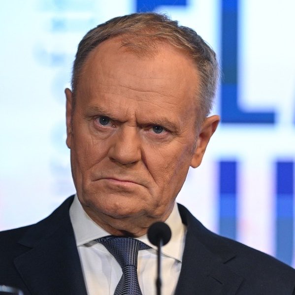 chrzanik tweet media