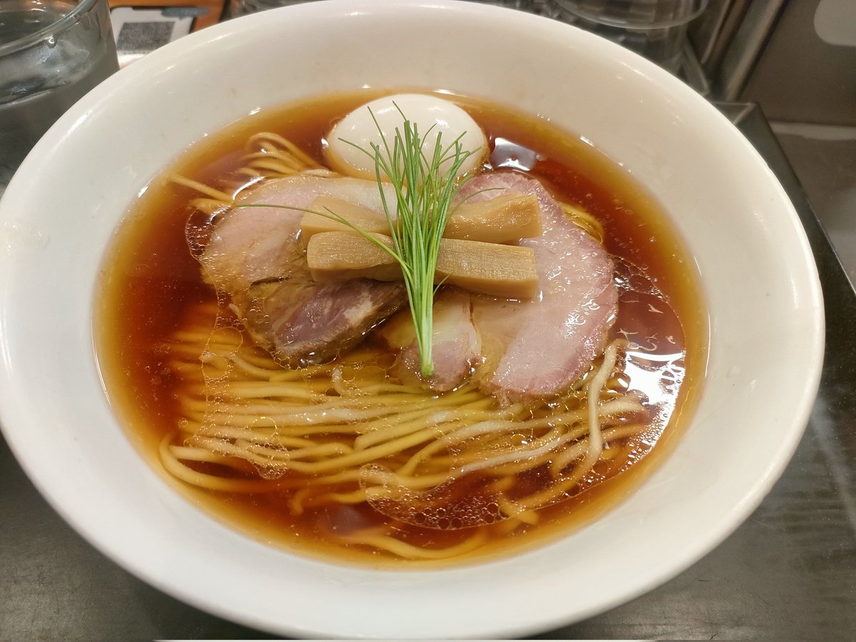 うどんスナック松ト麦｜井上こん tweet media