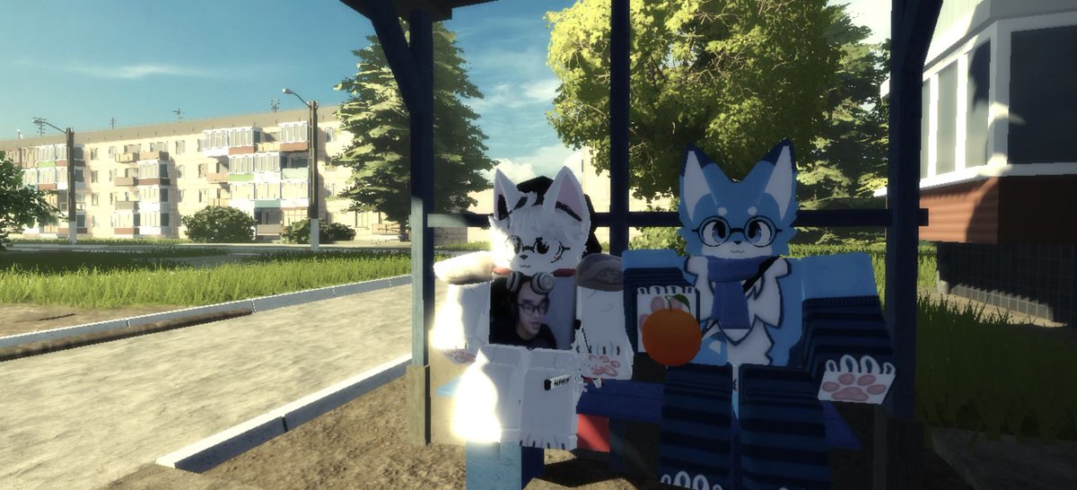 VOX_0713's tweet photo. My friend and me. ☺️ https://t.co/FUqqjRWH76