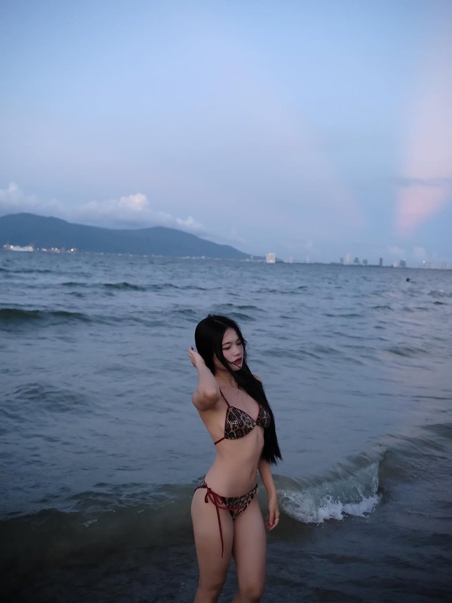Phương Linh tweet media