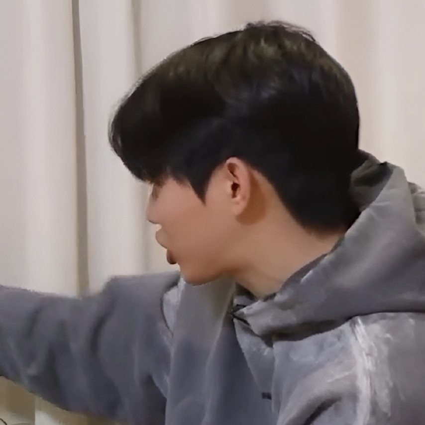 260415 #도운 #윤도운도윤
오늘도 강력한 부리력