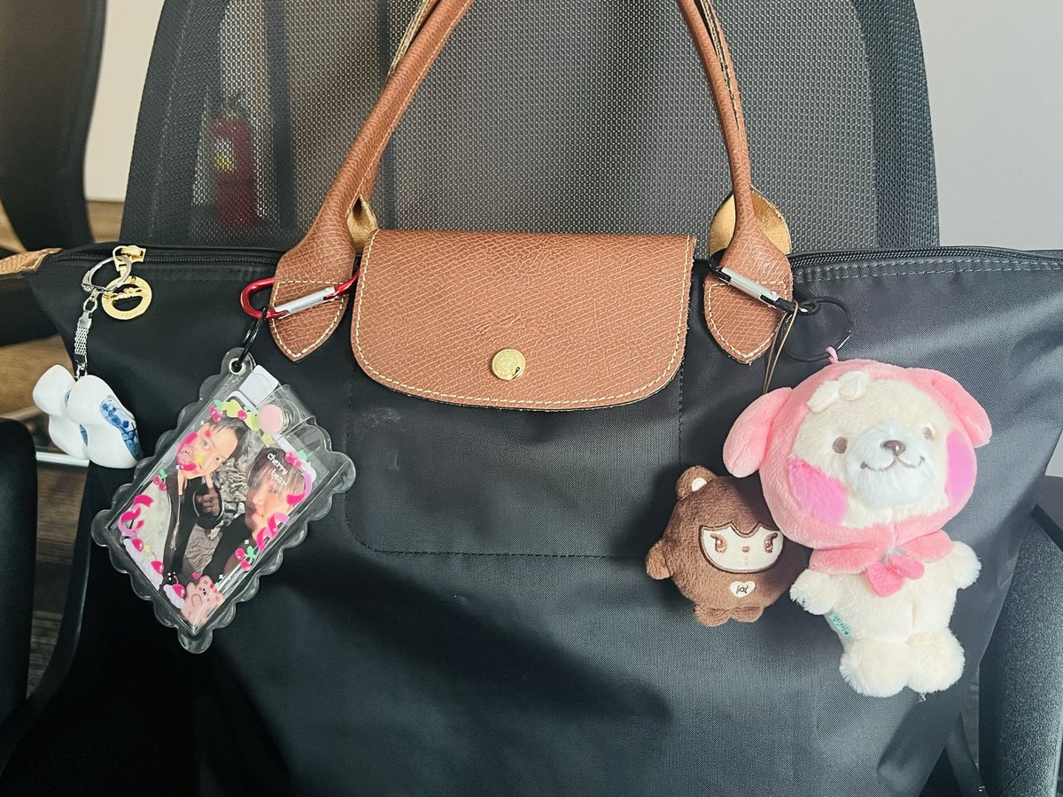 jonginsloey's tweet image. Wearing exo merch to the workplace that gave me money to buy the said merch