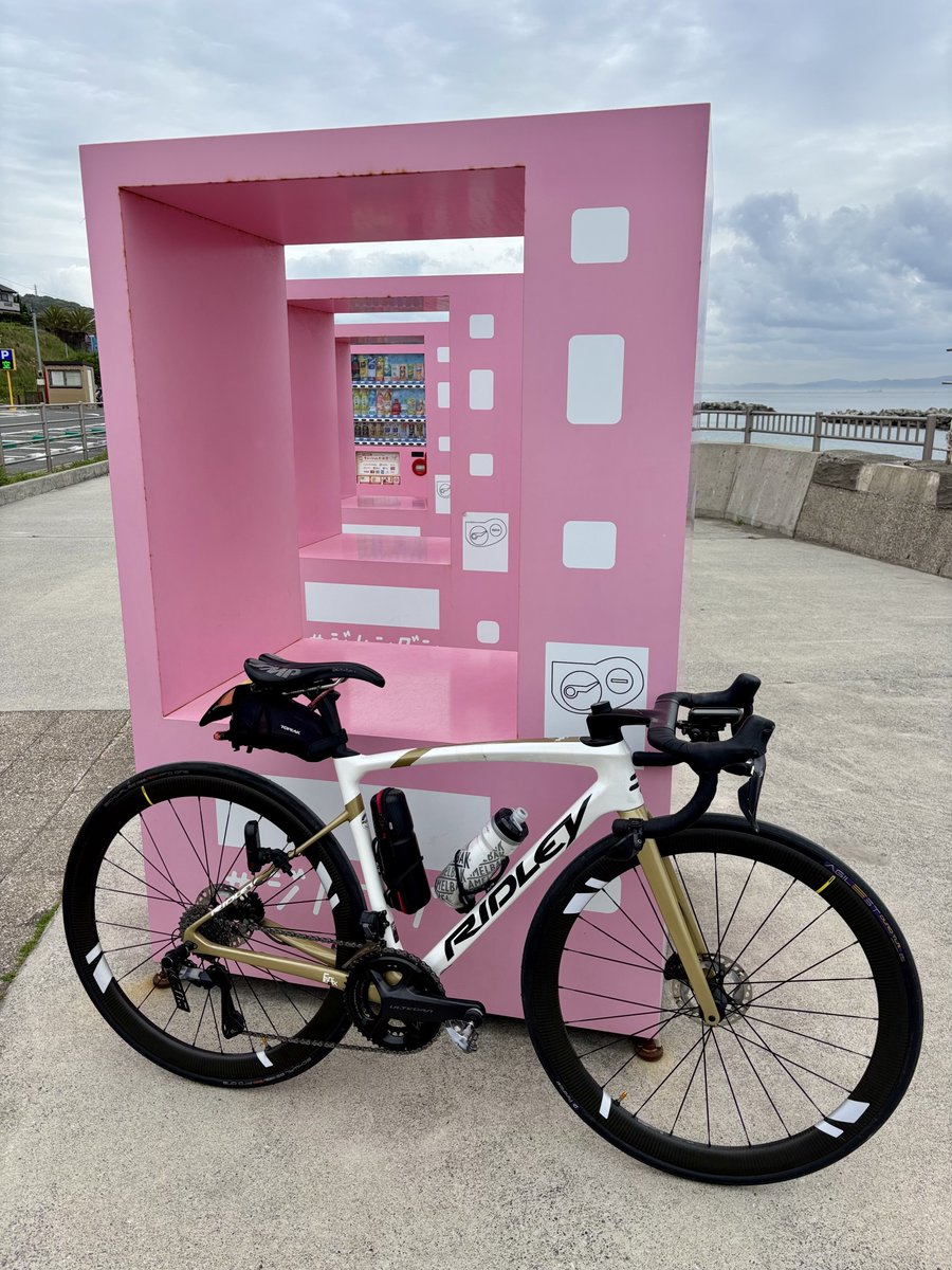 Karz76's tweet image. ジハングン
これ期間限定じゃなかったの？
#ロードバイク #サイクリング #ridley