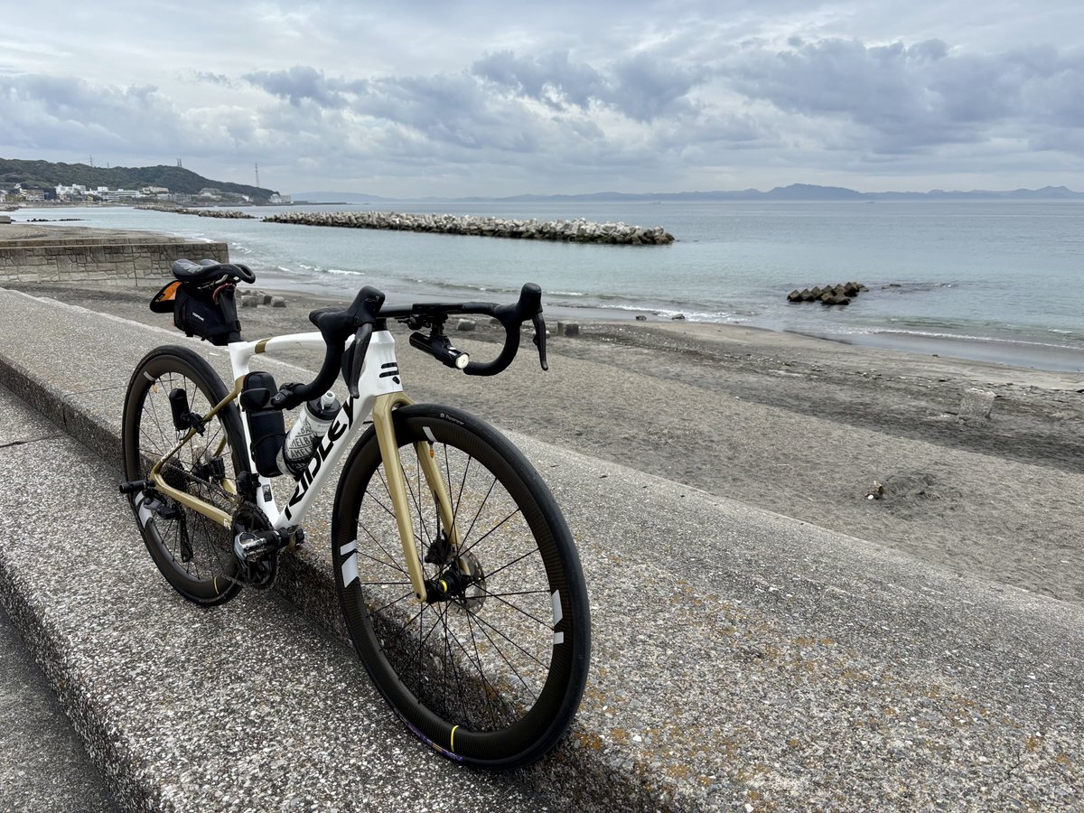 Karz76's tweet image. 野火海岸
ここにきて調子がいきなり悪くなってきた
水分補給も補給食も適度に取っているのに何故
#ロードバイク #サイクリング #ridley