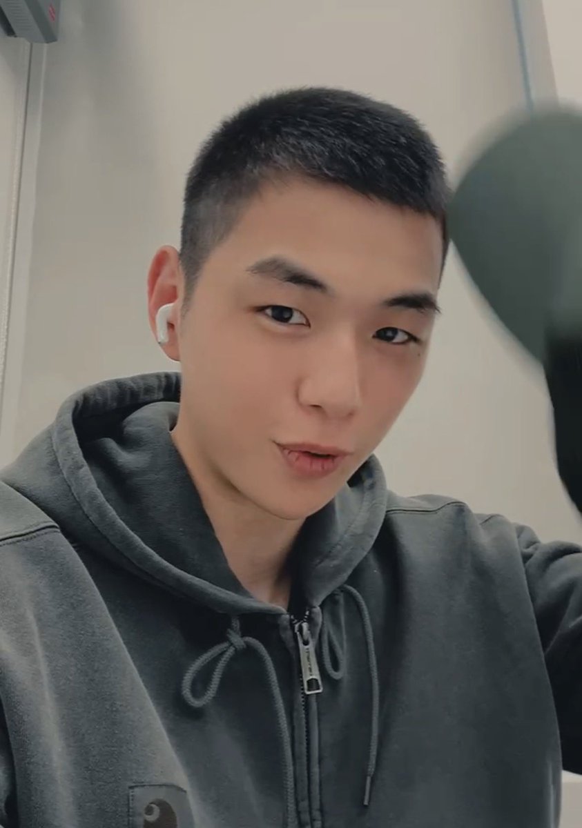 깡🔨 tweet media
