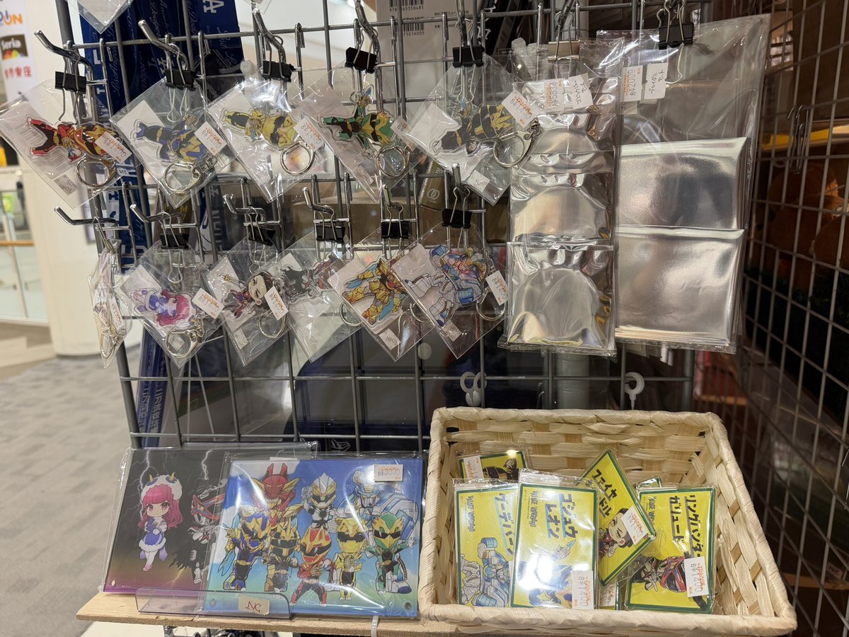 ヴァンガード ゴジュウジャー✖️ヴィレッジヴァンガード コラボ商品入荷中‼️ 店舗