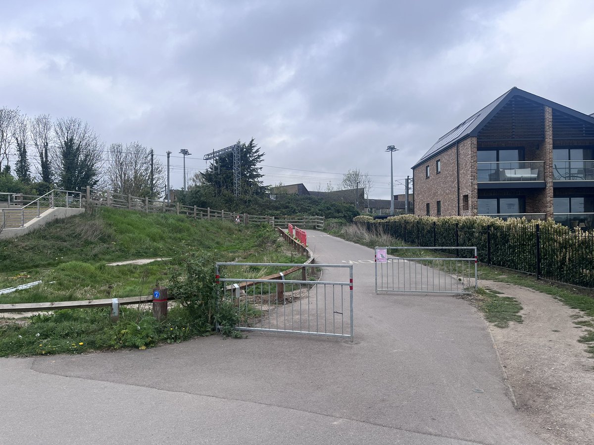 Chris Howell tweet media