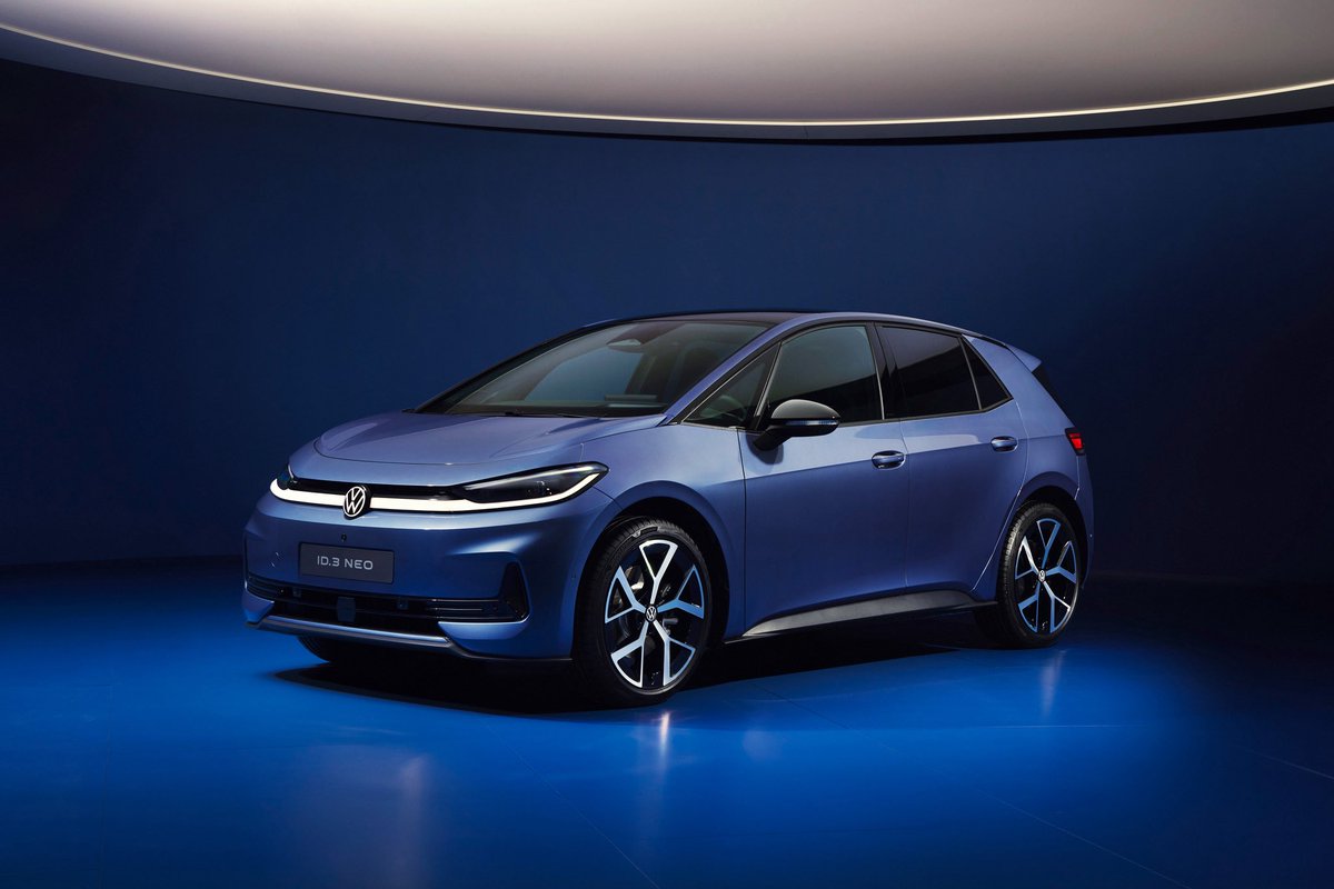 StepanRehak's tweet photo. Meet the new #ID3Neo: new name, new design, new interior and new technologies. With #TrueVolkswagen, Volkswagen is sharpening key strengths such as design, quality, technical precision and intuitive operation. #Volkswagen https://t.co/Bwy34xBQIv