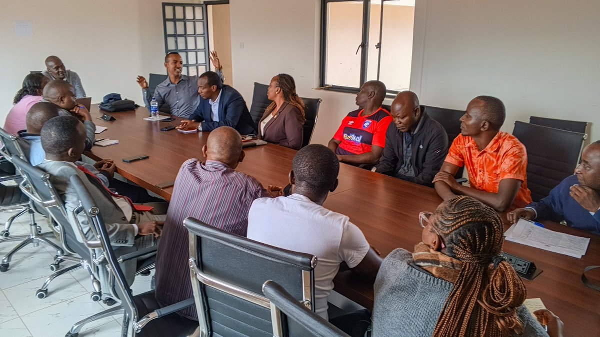nairobi_rivers's tweet image. Yesterday, we met with NGAO &amp;amp; Kiambiu community leaders to align on a structured approach to sustained citizen engagement.
The discussions focused on immediate priorities while laying a foundation for long-term, inclusive planning along the river corridor.
#CommunityEngagement