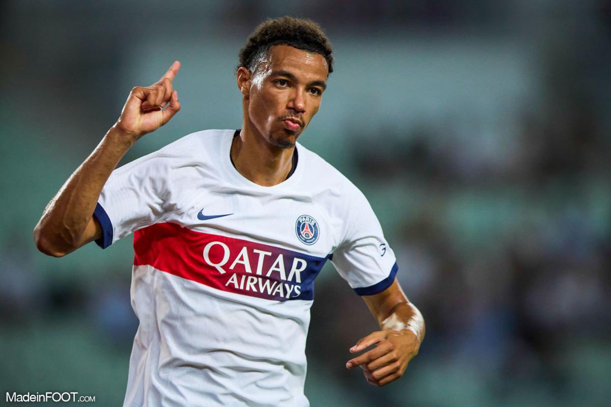 Y⭕️USS tweet media