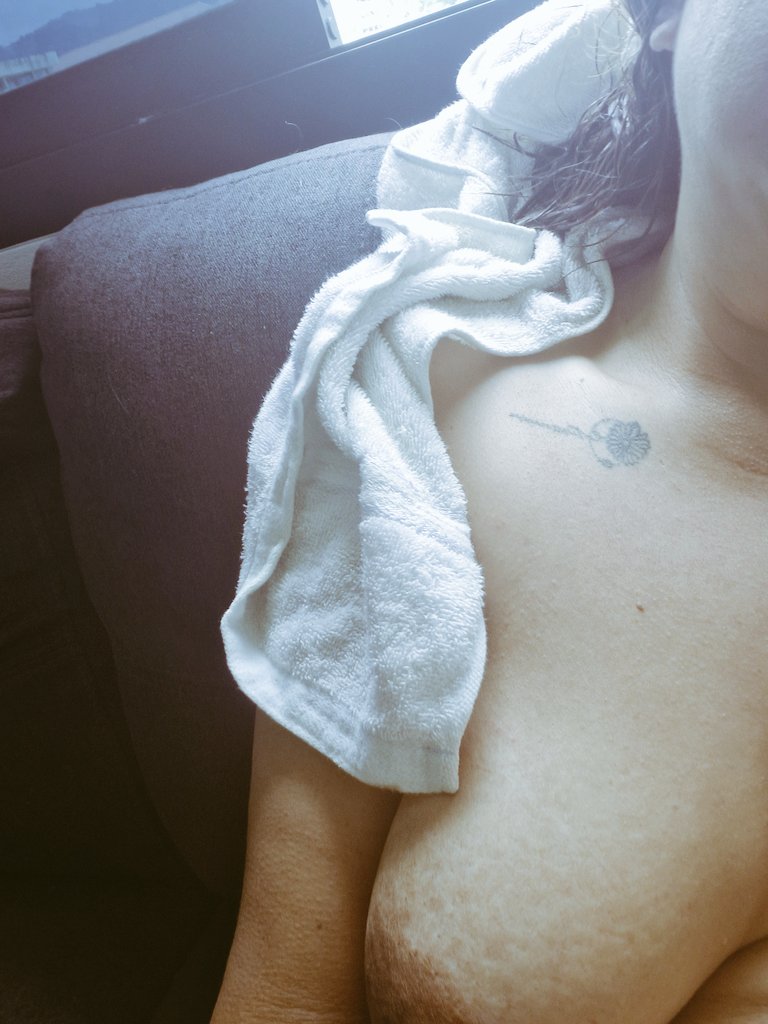 introvert แต่ดันเป็นเซลล์ tweet media