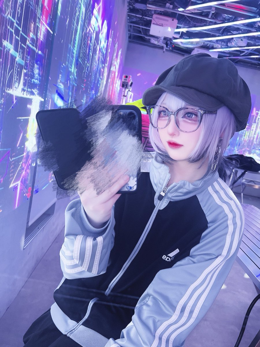 みみ氏(圧倒的銀髪)🥀🦇 tweet media