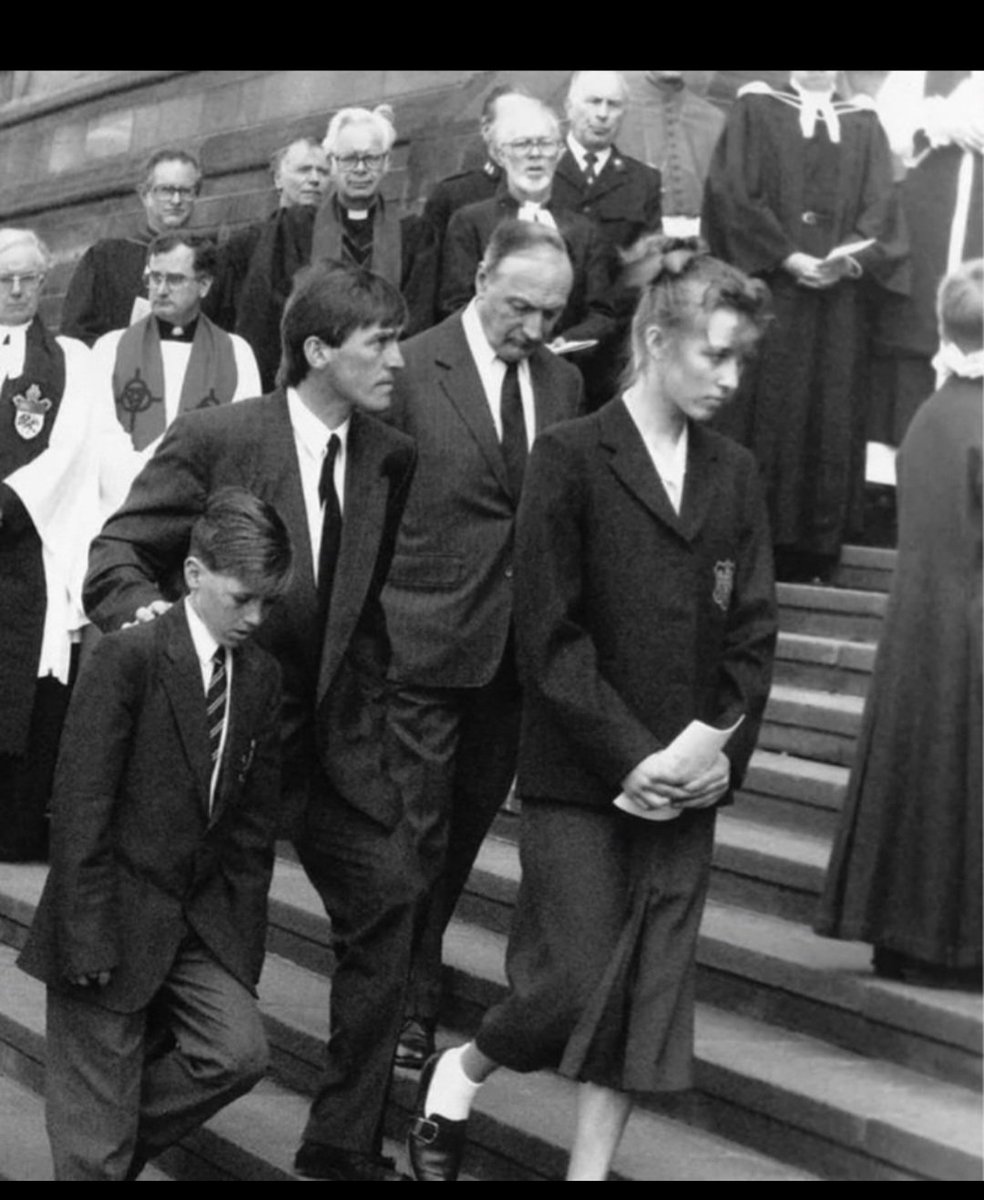 30 Years Red tweet media