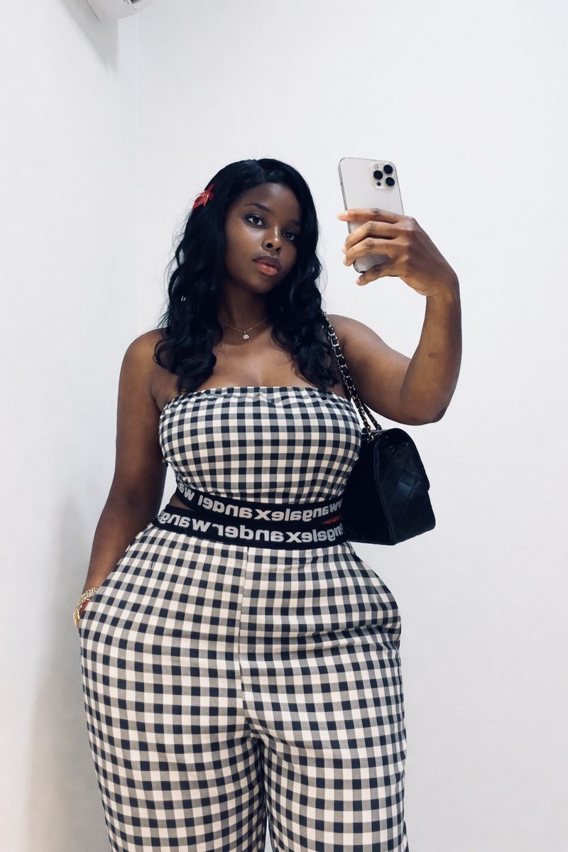 𝒰𝒢𝒪𝒩𝒲𝒜𝒩𝒴𝐼 👸 👑 tweet media