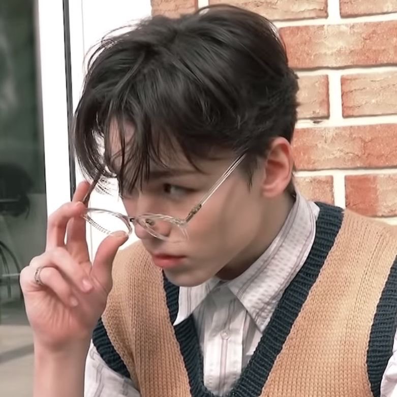 ji ୨ৎ tweet media