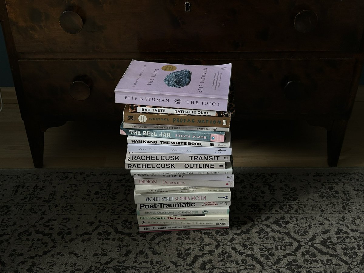 orionsswan's tweet image. my favorite book stack