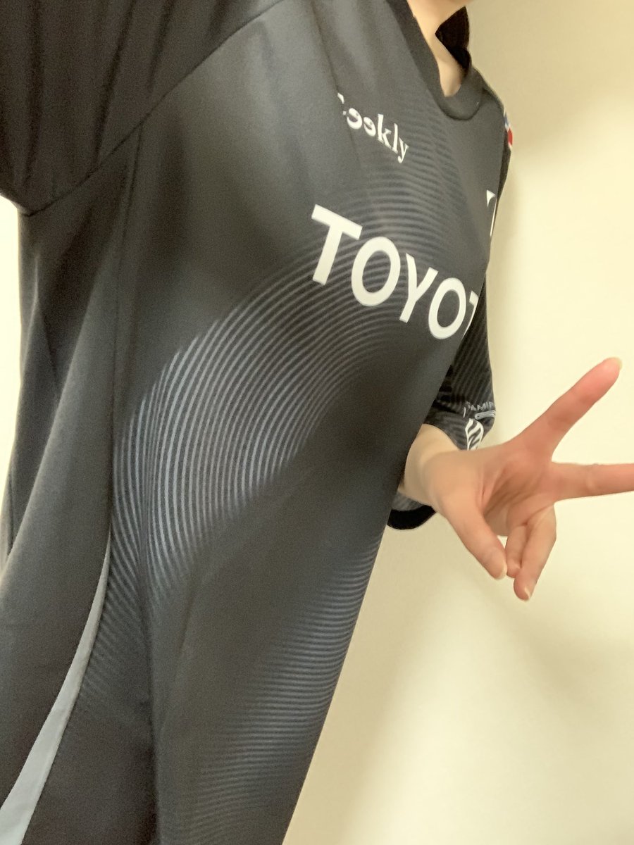 sasha_ch0625's tweet photo. ずっと憧れてたZETAのユニに大和さんの名前が入ってるの嬉しすぎる😭 https://t.co/AXBavGNVPG