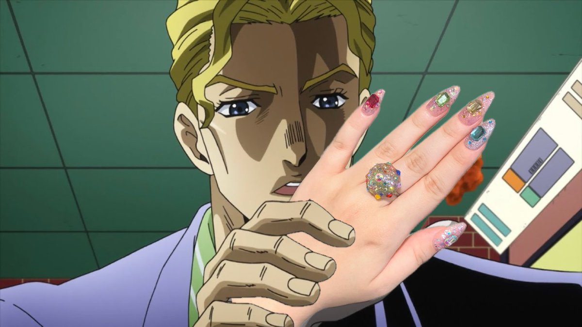 新しいネイル可愛いから見て