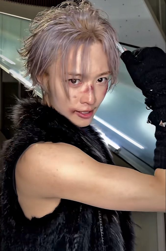 らーら tweet media