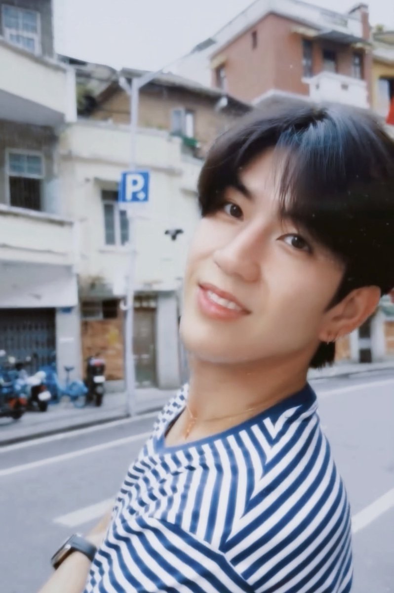 บงบง tweet media