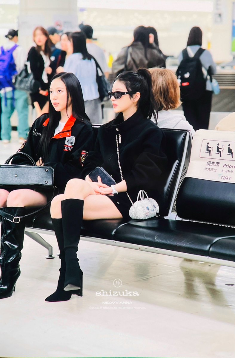 shizuka_051117's tweet image. 260415

#MEOVV #미야오 #ANNA #안나