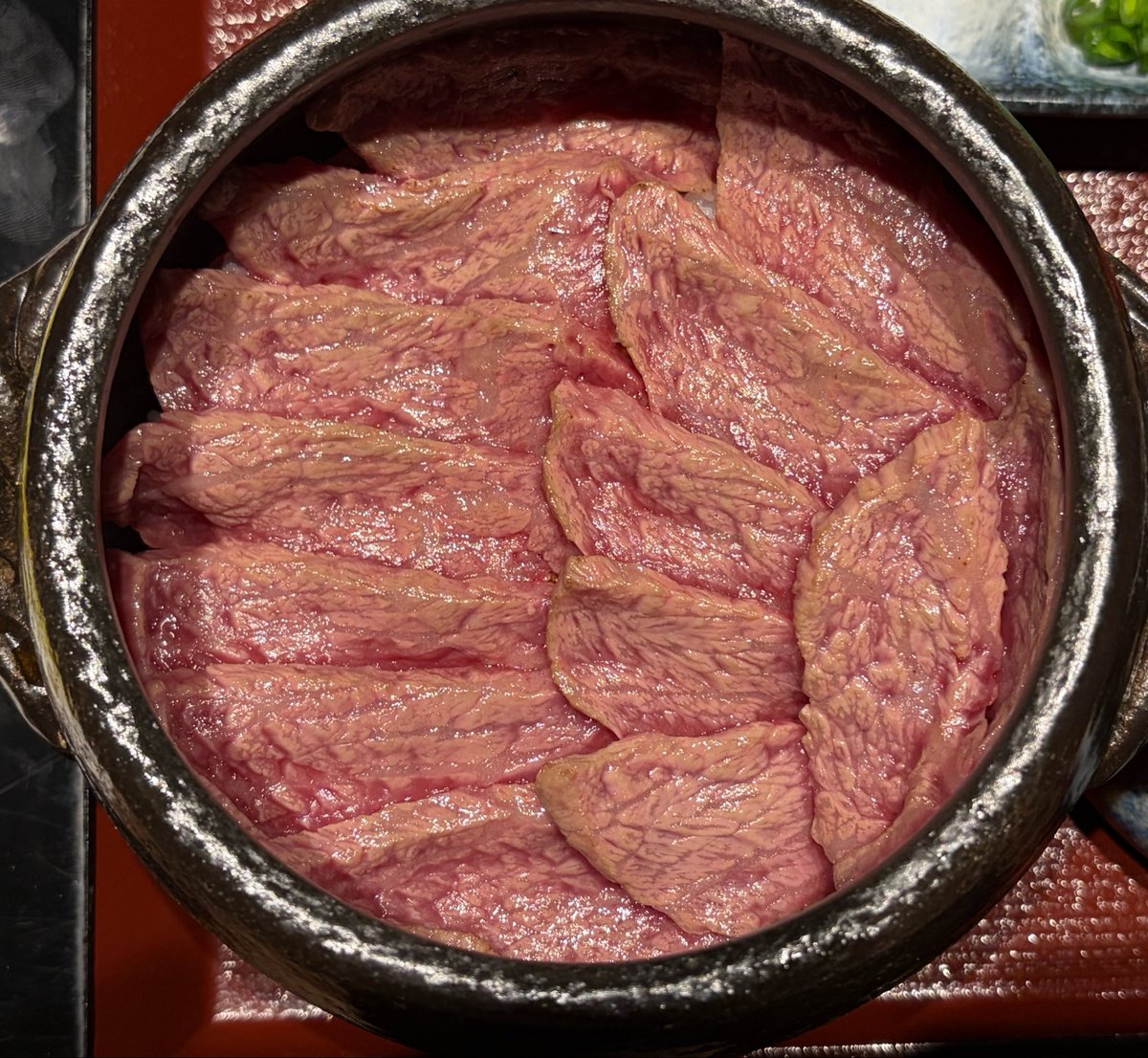 ひと（期間限定） tweet media