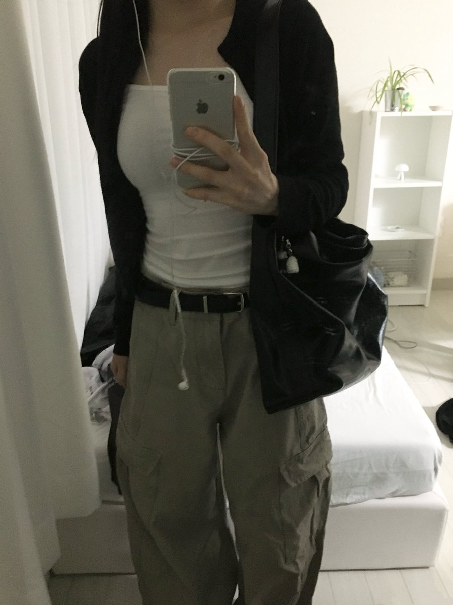 𝗁𝗒𝖾 tweet media