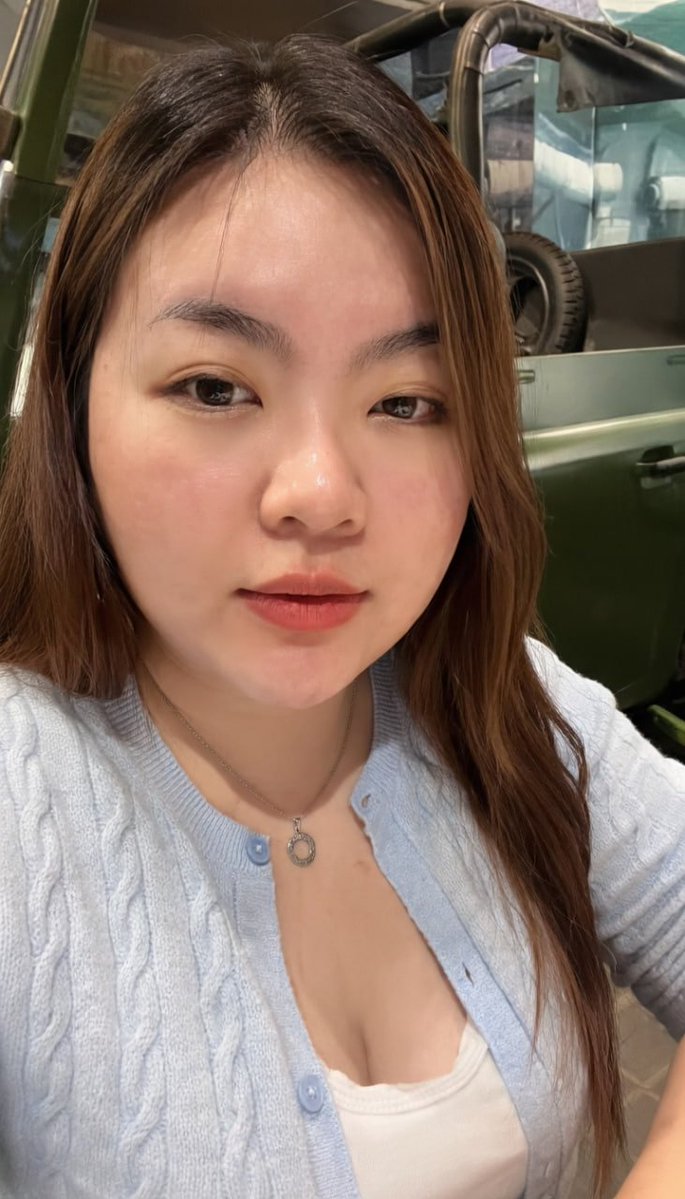 小玲吃飽了 tweet media