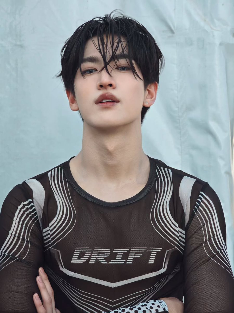 BEUSphilippines's tweet image. ‧₊˚✧ [ JINWOOK IG POST UPDATE ] ✧˚₊‧
🗓 04. 15. 2026

— from mewmonkmank
อันนี้ใช่ @Jinwookkimjin มั้ยงะ

Stylist @/tuttifruittismile / stl assit @/minnddd @/ppiakpoon @/zsujinz etc. 
❤️ @/_hahaguguy 
Make up @/mewmakeup #mewdoesmakeup 
Hair @/chanyanuch_xixx

#JINWOOKkim