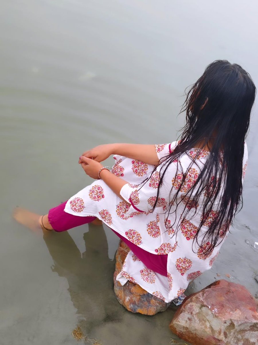 वेदिका tweet media