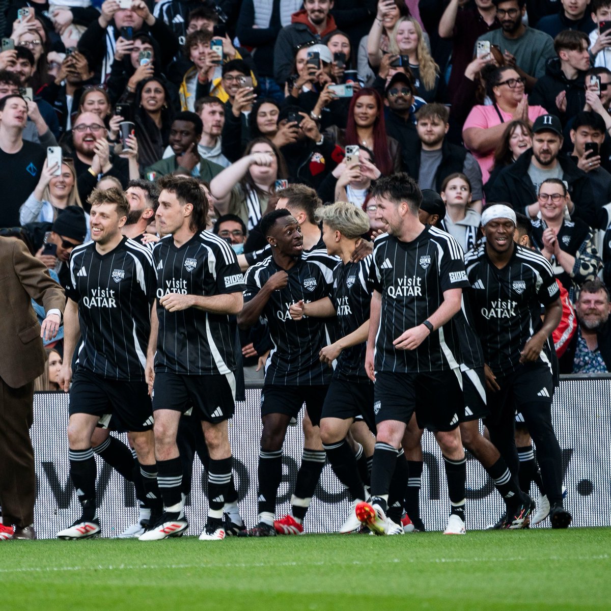 eatsides's tweet image. It’s almost time 🍗⚽️🏆