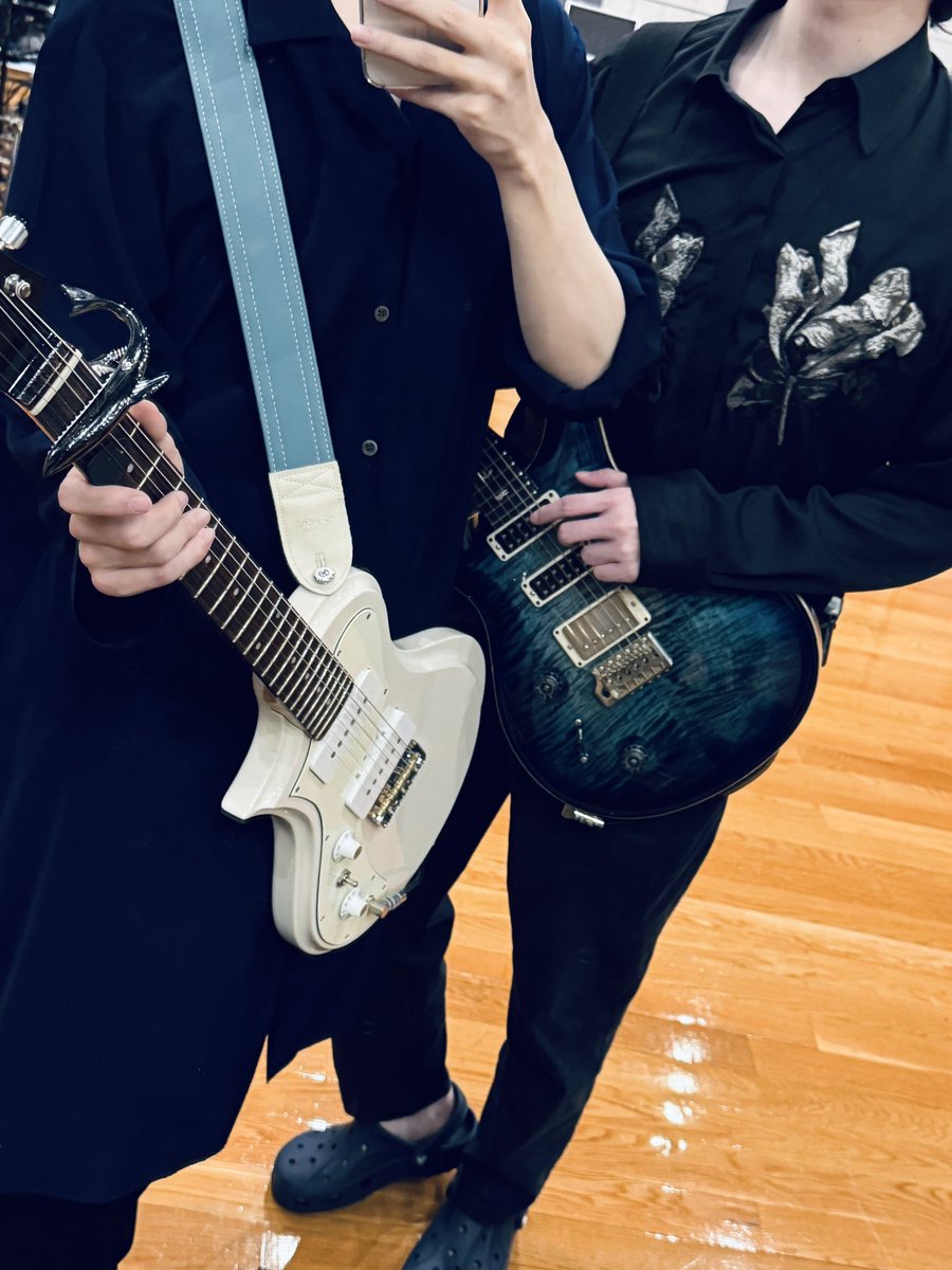 まふまふ tweet media